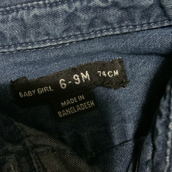 6-9 months Embroidered denim shirt with pop buttons pink shoes not included - Picture 7 of 8